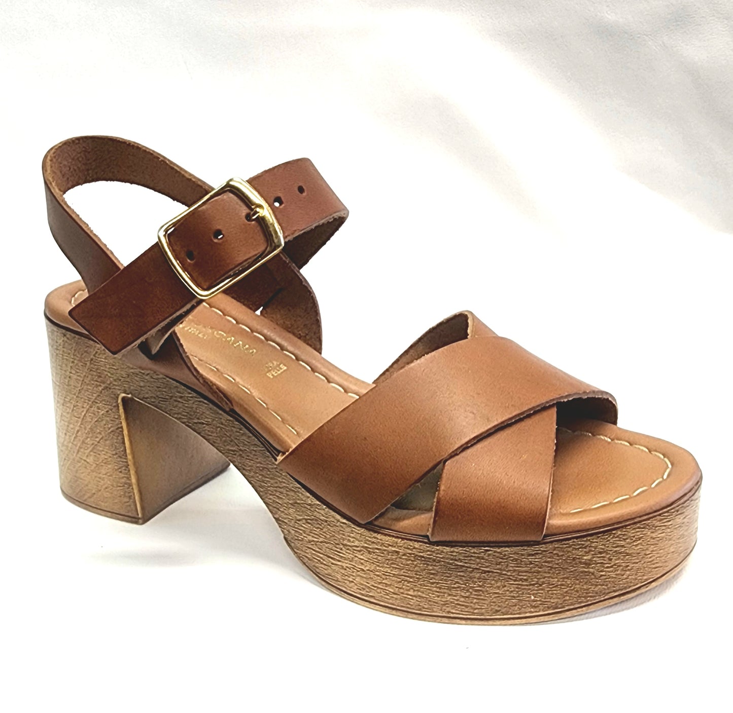 Brown 100 % italian made plateform shoes