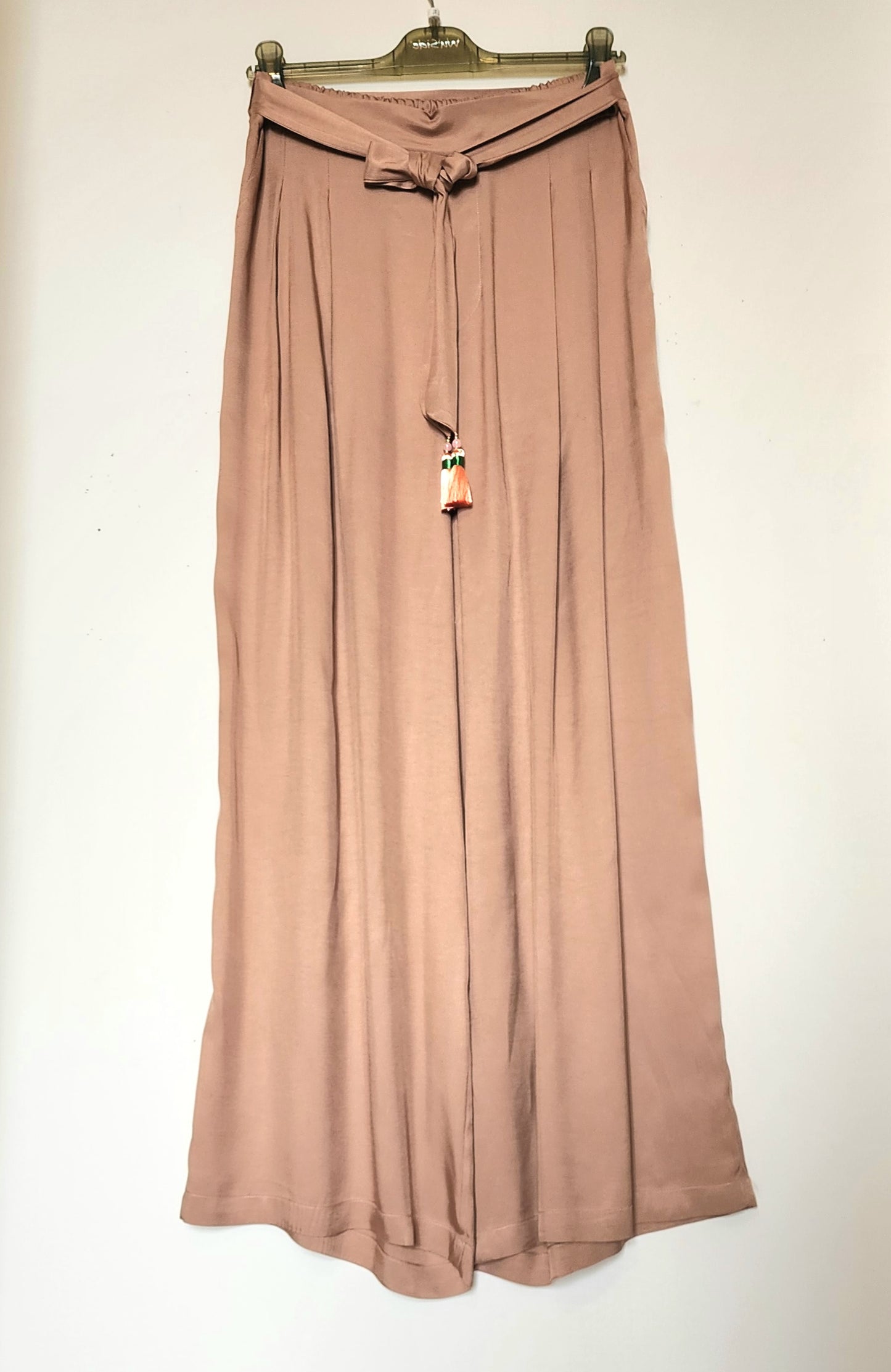 Beautiful shirt and pants combo