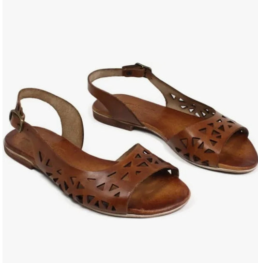 Flat Sandals in genuine perforated Leather in brown
